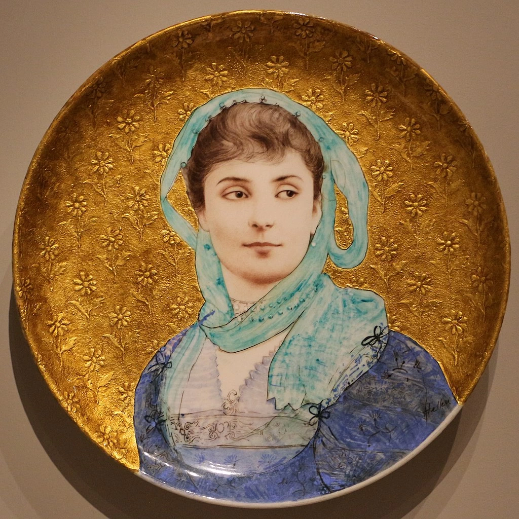 Ritratto femminile su ceramica - Cincinnati Art Museum